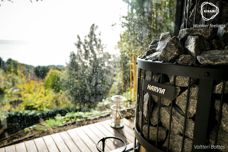 Valtteri Bottas | Nu har jag en fantastisk havsutsikt, som det är trevligt att se på genom bastufönstret | Kirami FinVision® -sauna