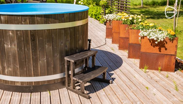 Den högkvalitativa badtunnan Breezy tålde sjögången | Kirami