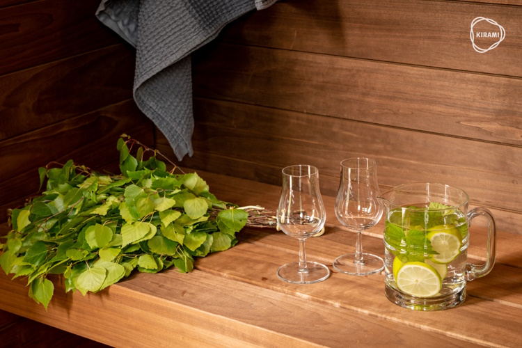 Midsommar | Bada, basta och björkris | Kirami FinVision® -sauna