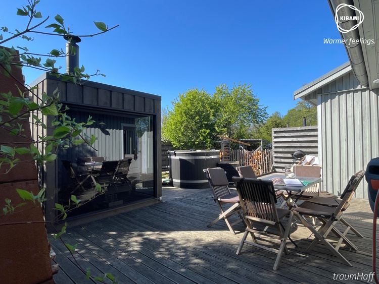 traumHaff | Trädgårdsbastun och badtunnan är den perfekta kombinationen | Kirami