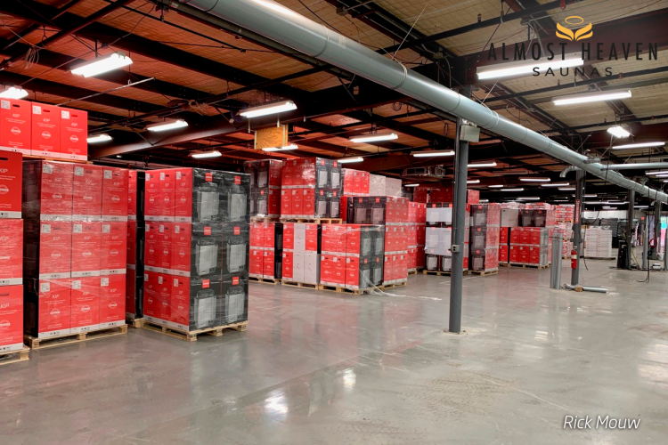 År 2019 köptes vi upp av Harvia Group men fortsatte under varumärket Almost Heaven Saunas | Kirami