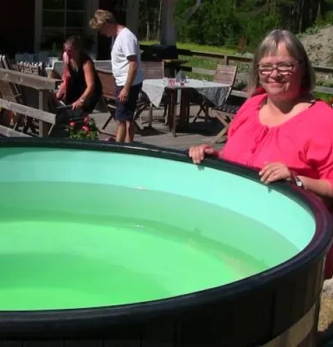 Den 10-åriga badtunnan gav plats för en ny | Kirami