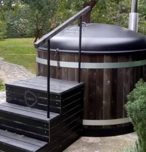 En balja på en rätt plats är kronan på gården | Kirami