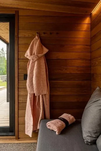 An outdoor building that is suitable for many different uses | Kirami FinVision® - lounge M Misty