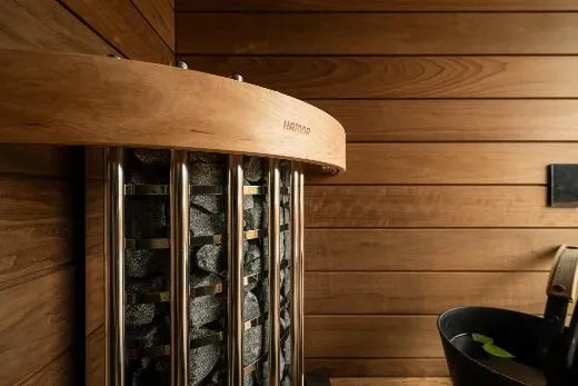 Desing outdoor sauna - Harvia Glow Corner electric heater in Kirami FinVision® -sauna S Misty
